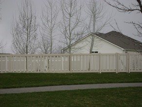 Vinyl Fence Image