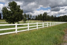 Vinyl Fence Image